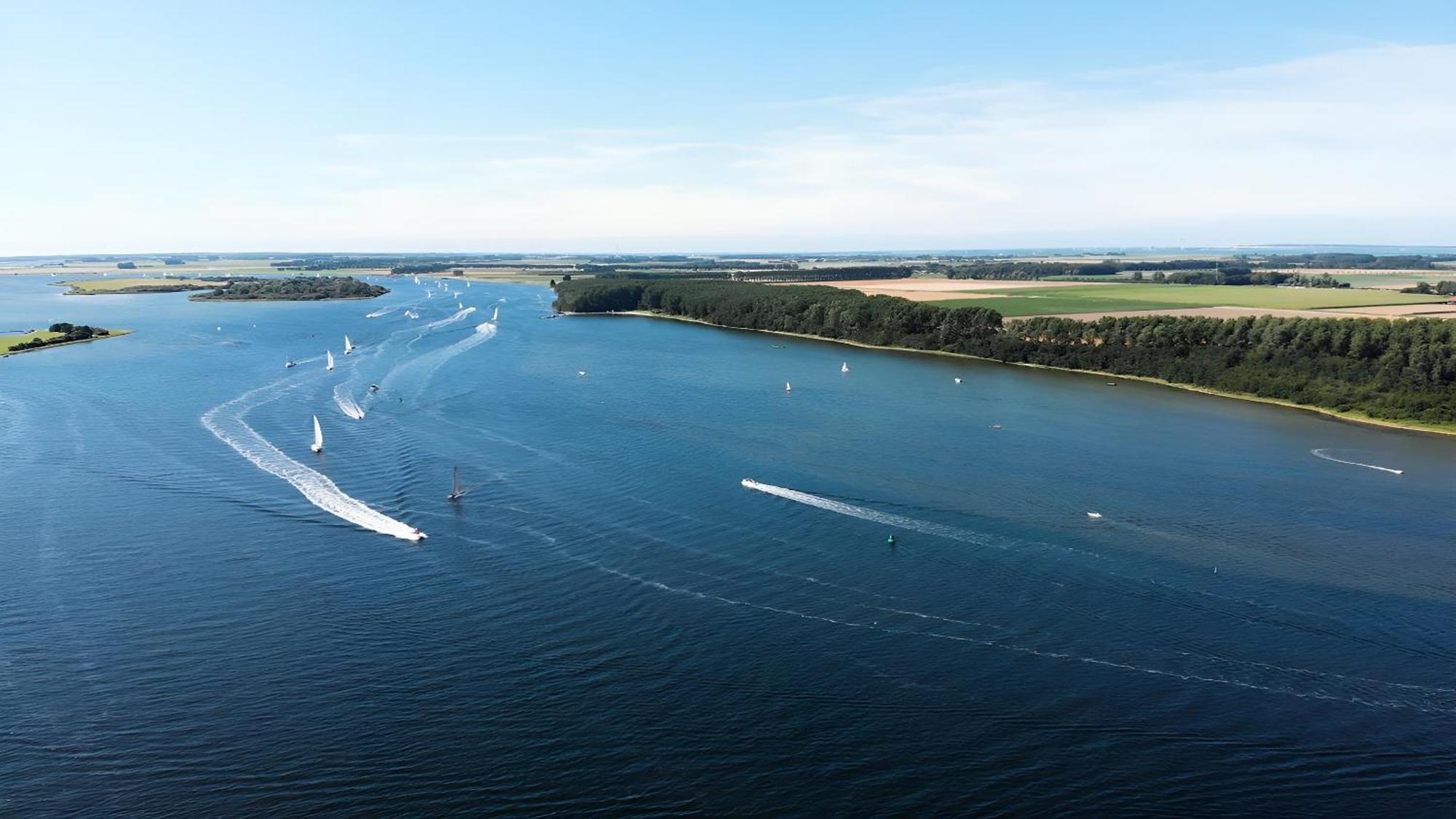 Ruime Vrijstaande Vakantiewoning Aan Veerse Meer, 6 Persoons Wolphaartsdijk Dış mekan fotoğraf